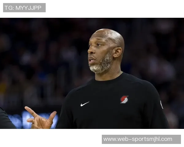 拓记：开拓者首战森林狼或启用小个阵容杨瀚森预计替补出战15分钟